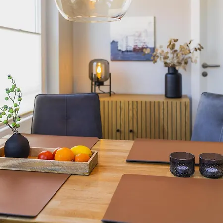 Pier17 5 Apartment